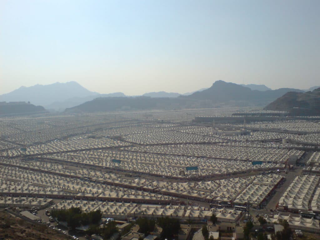 منى 
