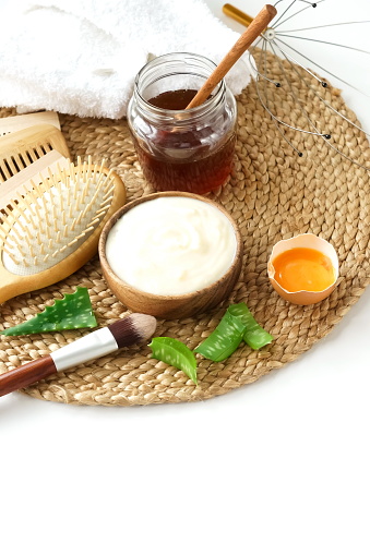 وصفة ماسك العسل واللبن الرايب