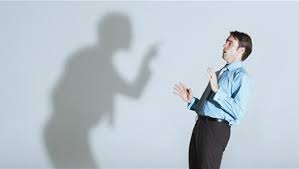 علاج عدم الثقة بالنفس والخوف